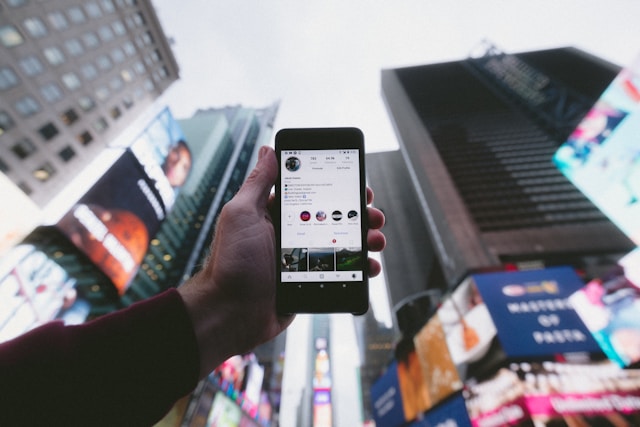 Social media manager / Jakob Owens Unsplash